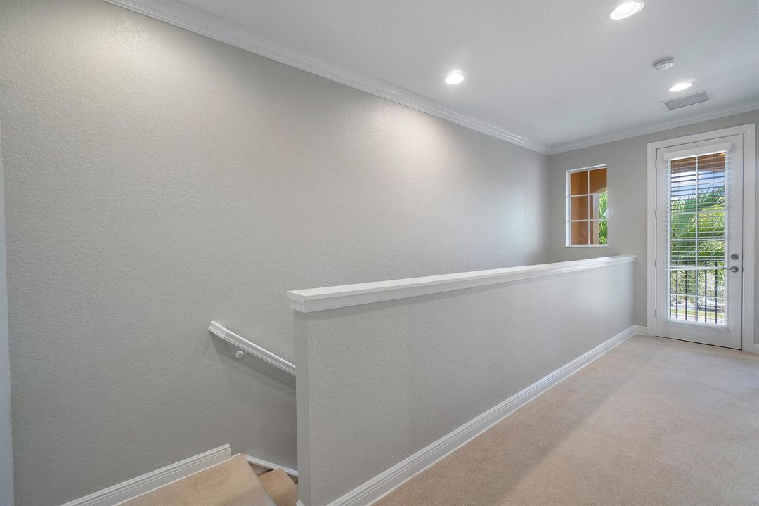 2nd Floor Landing