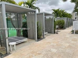 For Rent: $3,400 (3 beds, 2 baths, 1102 Square Feet)