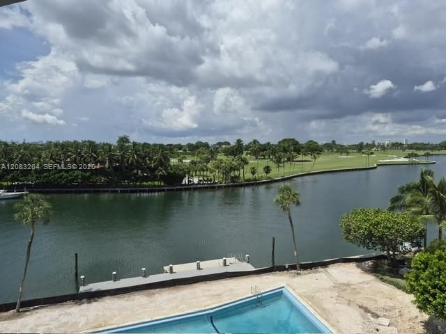 For Sale: $375,000 (1 beds, 1 baths, 1150 Square Feet)