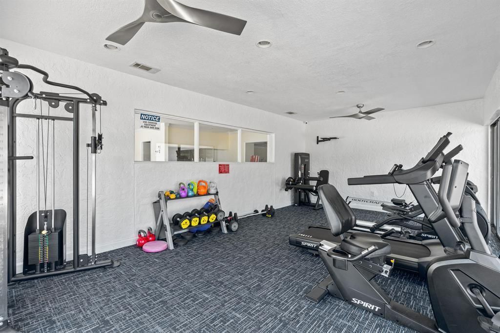 2700 Casita 214 GYM I