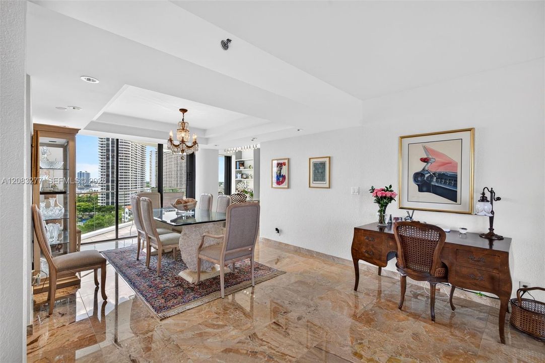 For Sale: $895,000 (2 beds, 2 baths, 1910 Square Feet)