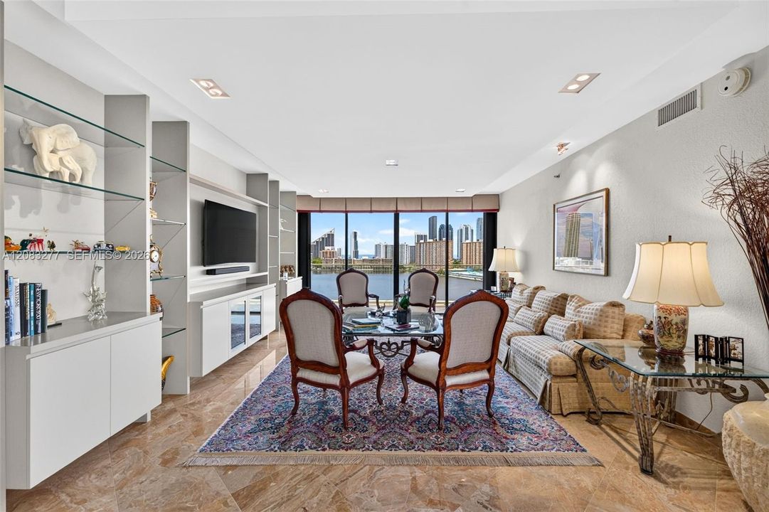 For Sale: $895,000 (2 beds, 2 baths, 1910 Square Feet)