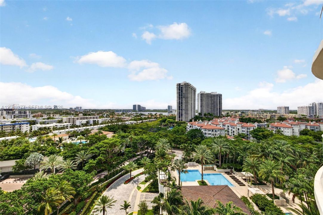 For Sale: $895,000 (2 beds, 2 baths, 1910 Square Feet)