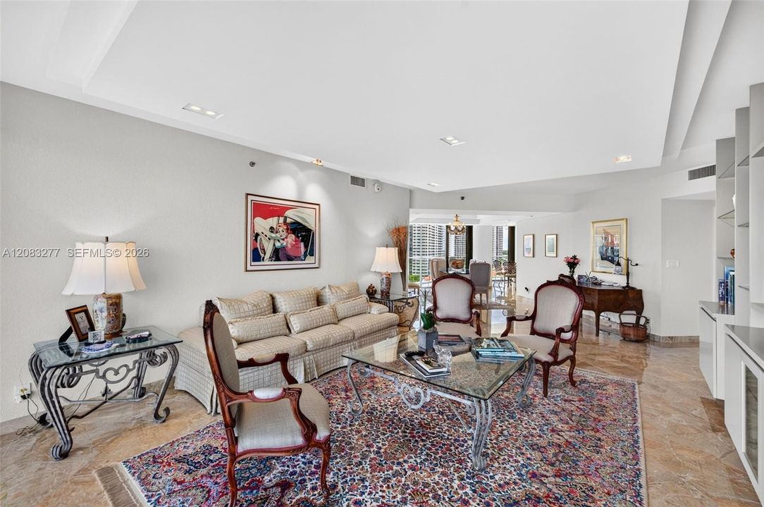 For Sale: $895,000 (2 beds, 2 baths, 1910 Square Feet)
