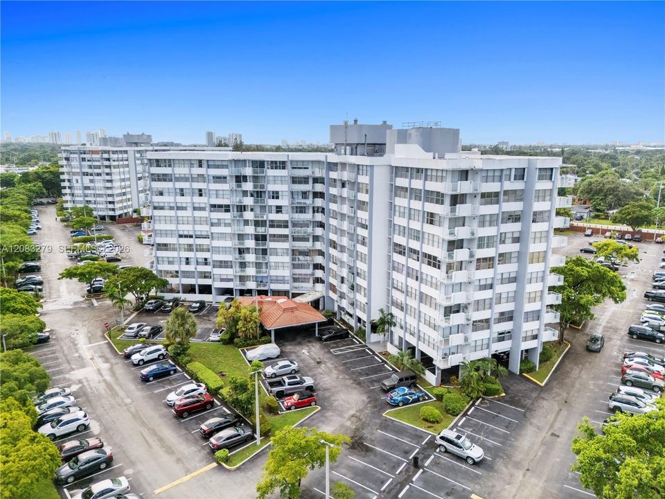 En Venta: $277,000 (2 camas, 2 baños, 1257 Pies cuadrados)