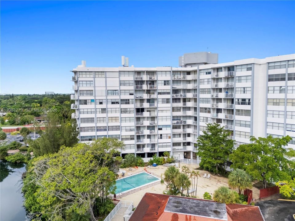 En Venta: $277,000 (2 camas, 2 baños, 1257 Pies cuadrados)