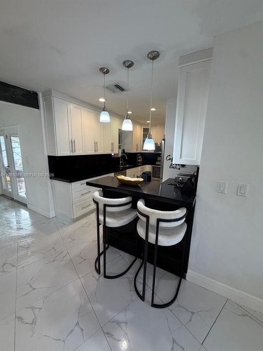 For Sale: $649,999 (3 beds, 2 baths, 1242 Square Feet)