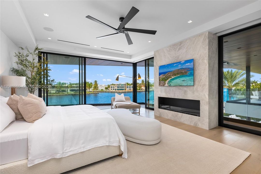 For Sale: $34,950,000 (7 beds, 11 baths, 10054 Square Feet)