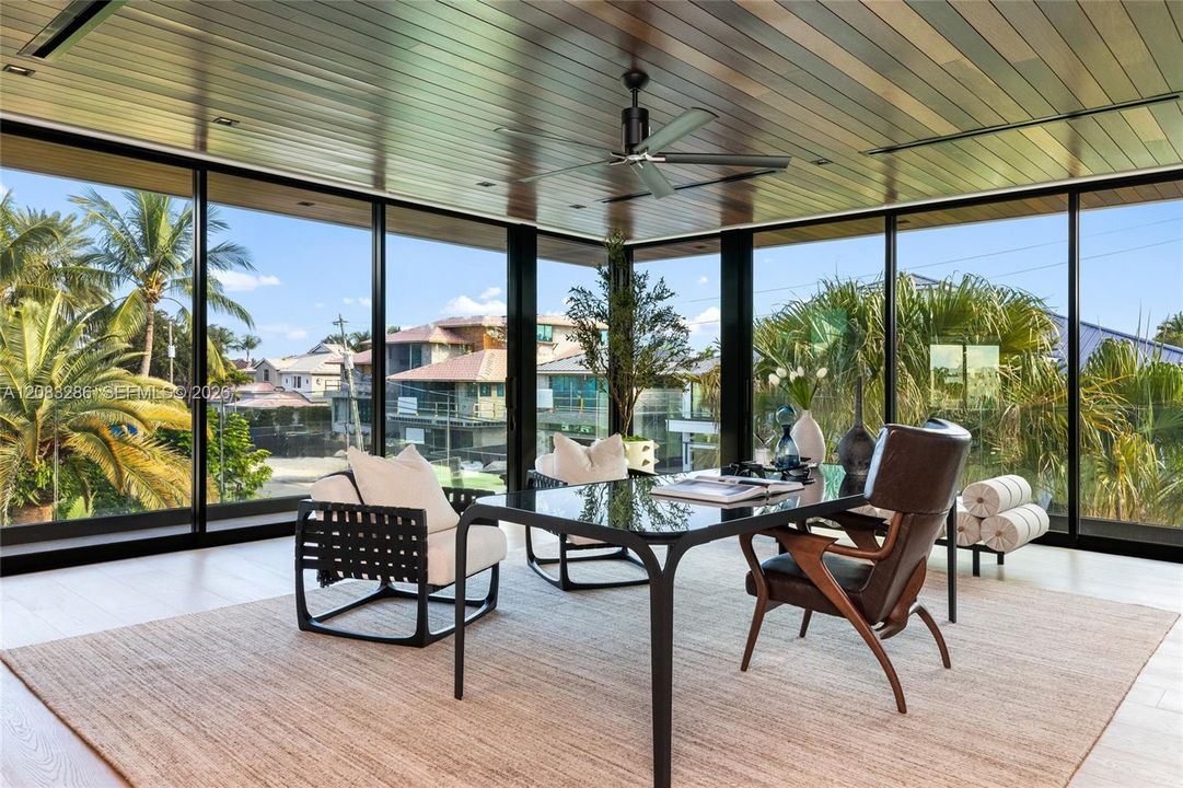 For Sale: $34,950,000 (7 beds, 11 baths, 10054 Square Feet)