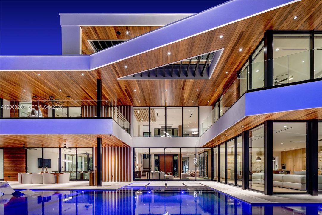 For Sale: $34,950,000 (7 beds, 11 baths, 10054 Square Feet)