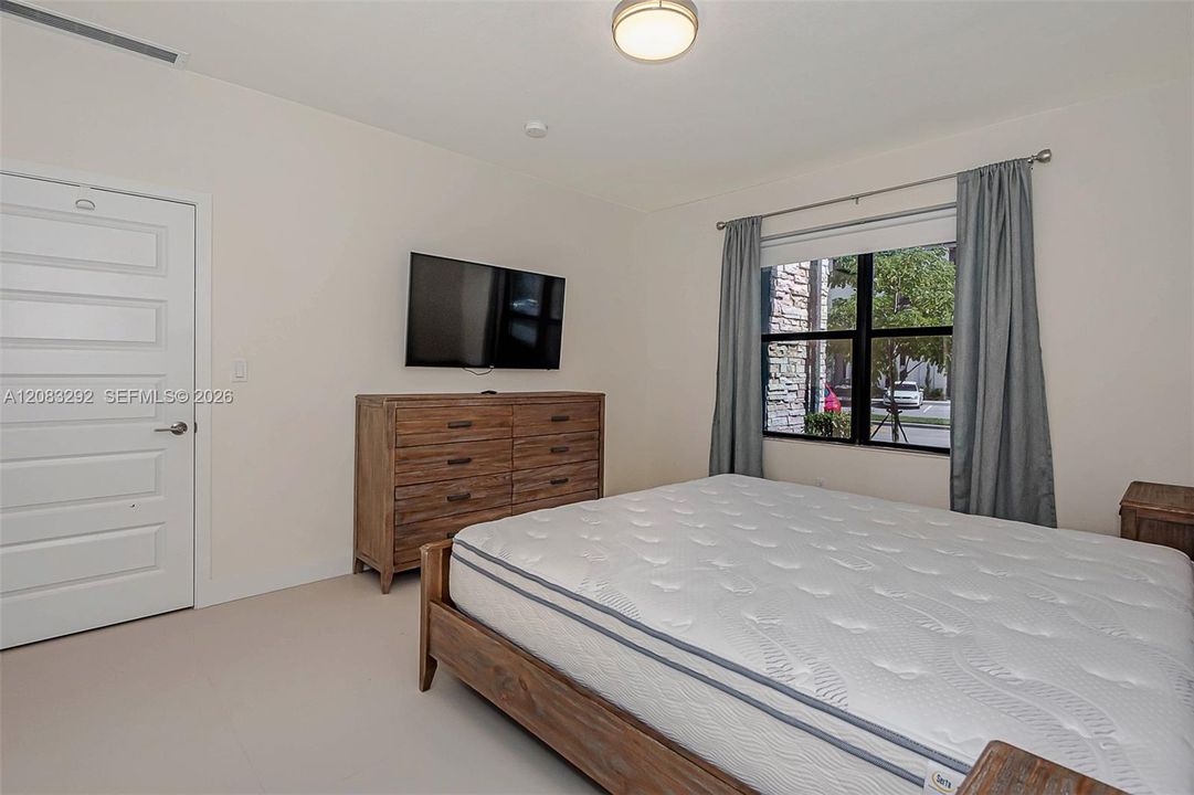 En Renta: $3,600 (3 camas, 2 baños, 1410 Pies cuadrados)