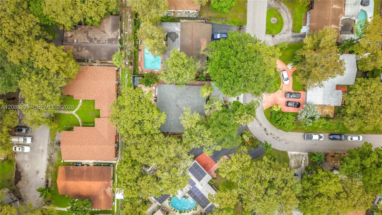 На продажу: $570,000 (3 спален, 2 ванн, 1743 Квадратных фут)