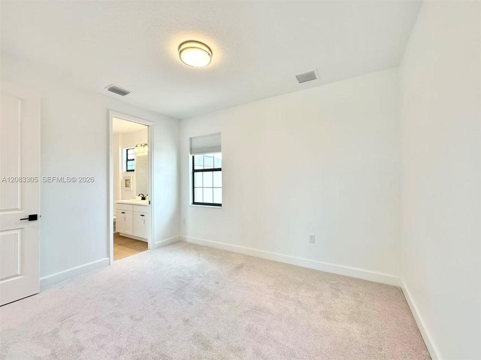 For Rent: $3,350 (3 beds, 2 baths, 0 Square Feet)