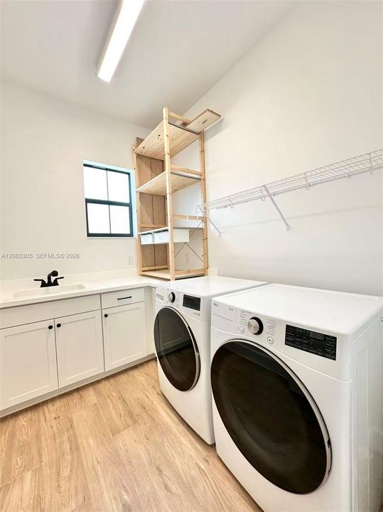 For Rent: $3,350 (3 beds, 2 baths, 0 Square Feet)