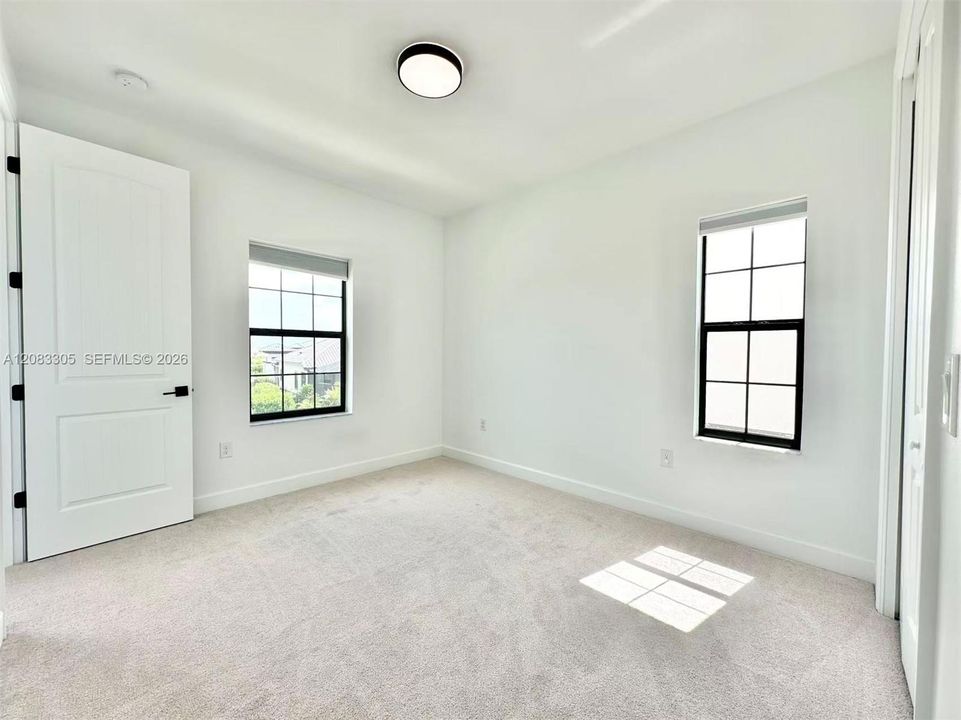 For Rent: $3,350 (3 beds, 2 baths, 0 Square Feet)