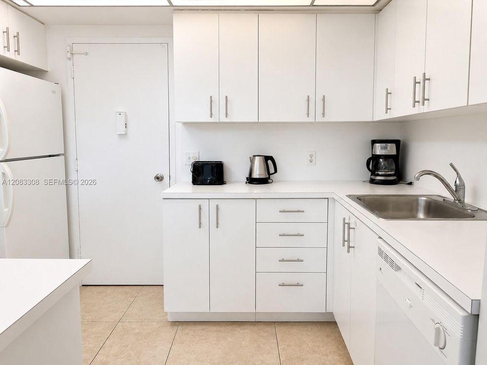En Renta: $3,450 (2 camas, 2 baños, 1110 Pies cuadrados)
