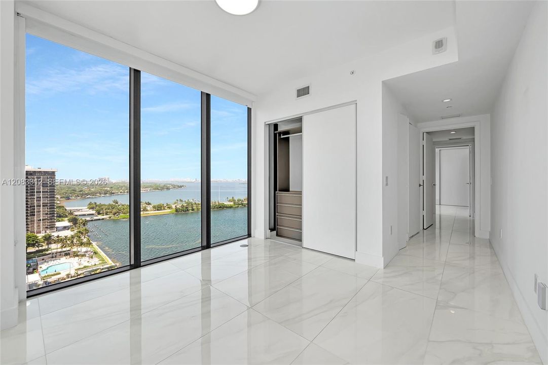 В аренду: $9,900 (3 спален, 3 ванн, 1634 Квадратных фут)