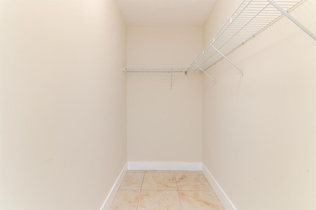12-web-or-mls-photo-12