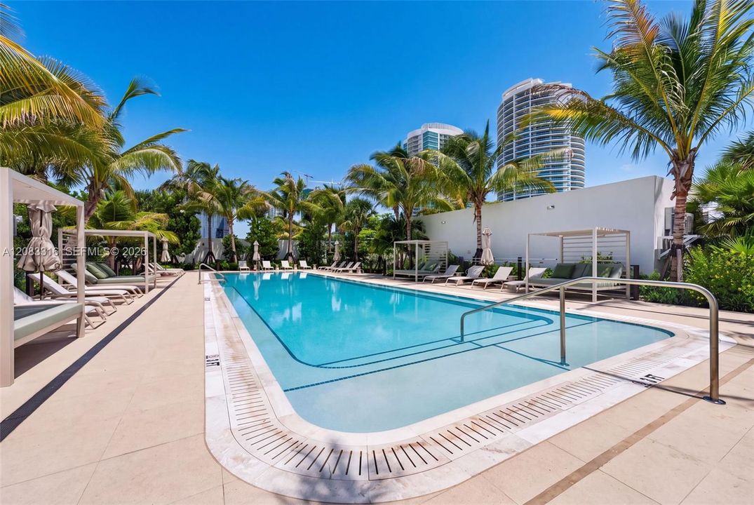 For Rent: $8,900 (2 beds, 2 baths, 1189 Square Feet)