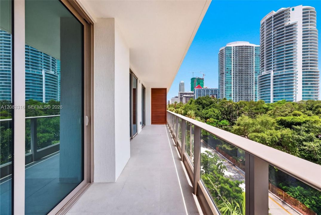 For Rent: $8,900 (2 beds, 2 baths, 1189 Square Feet)