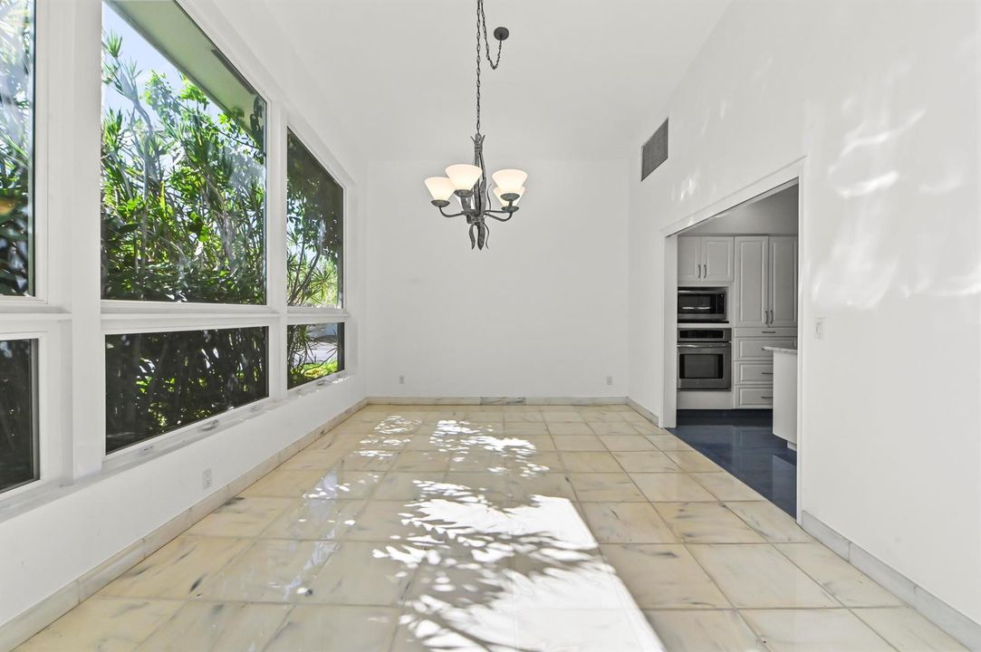 10 Dining room 01