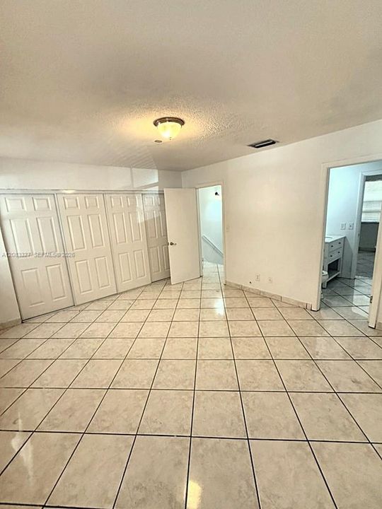 В аренду: $2,595 (2 спален, 1 ванн, 1260 Квадратных фут)
