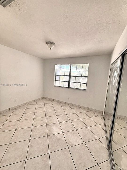 В аренду: $2,595 (2 спален, 1 ванн, 1260 Квадратных фут)