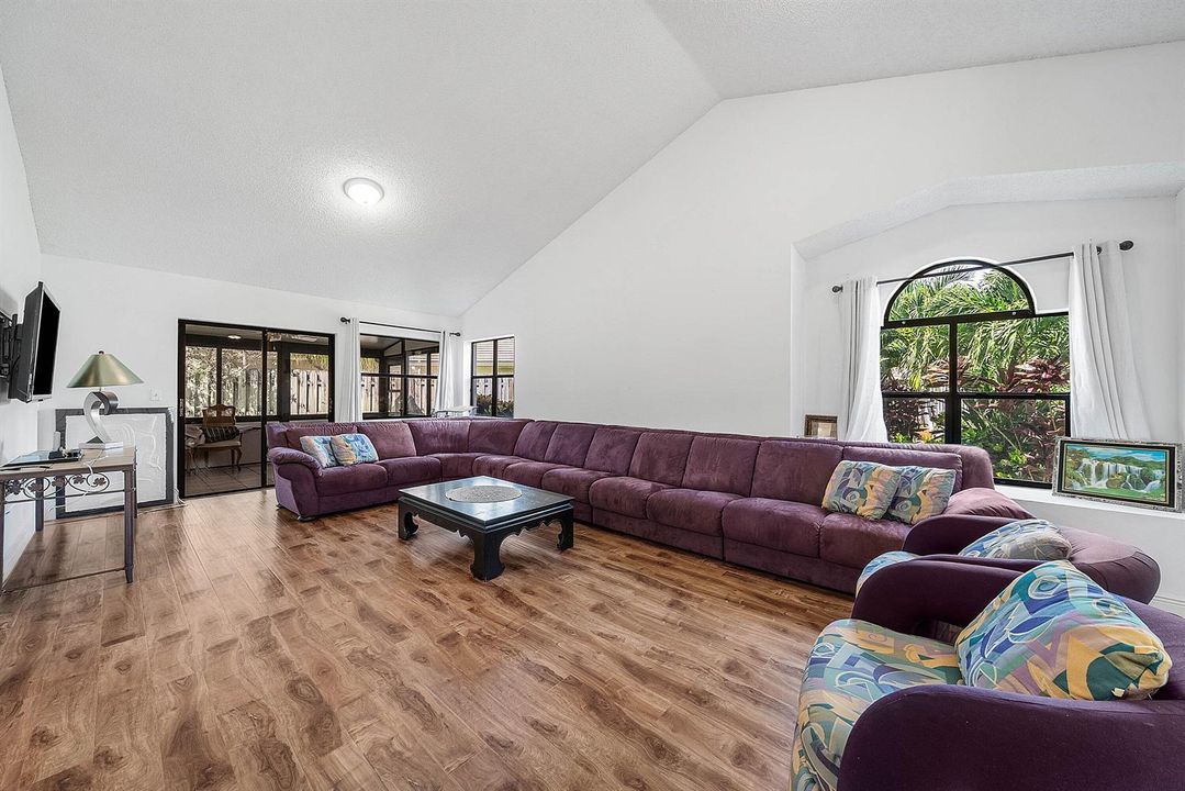 008-4830BrightonLakesBoulevard-BoyntonBe