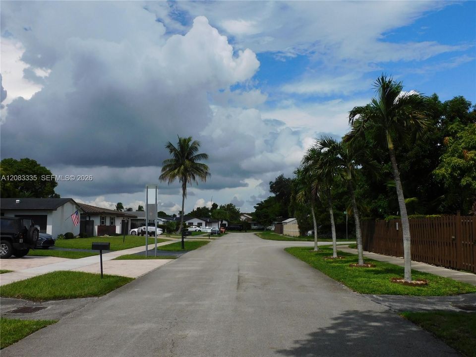 Street view to the West.