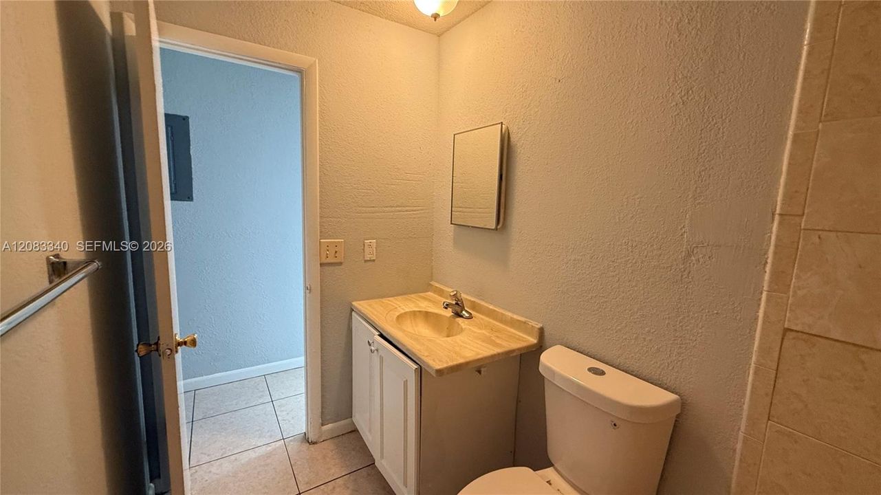 En Renta: $1,800 (2 camas, 1 baños, 35072 Pies cuadrados)