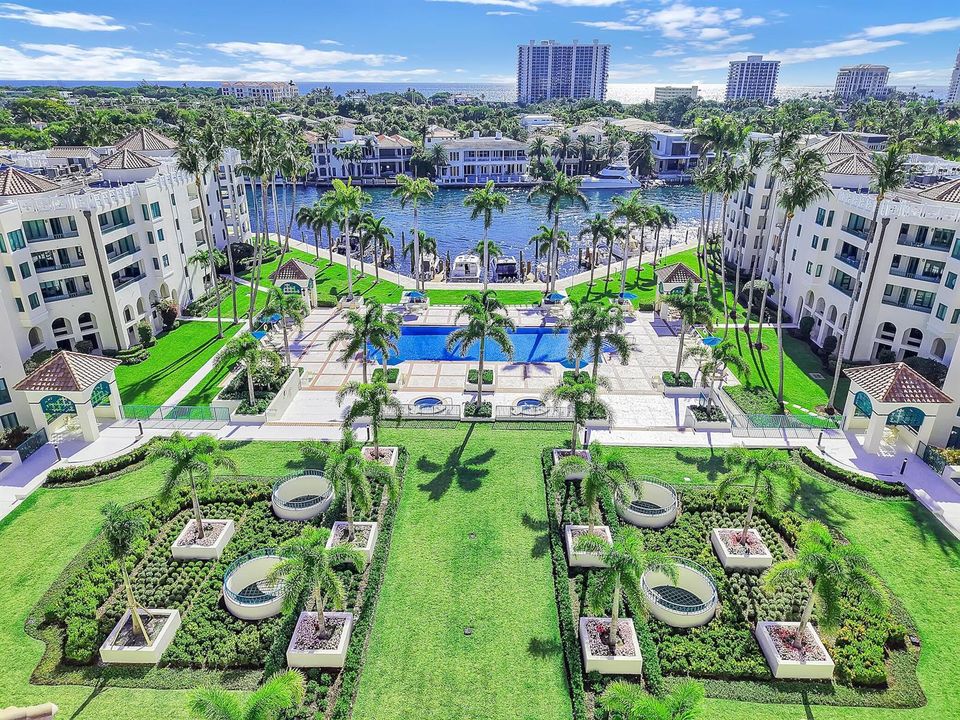 Mizner Court