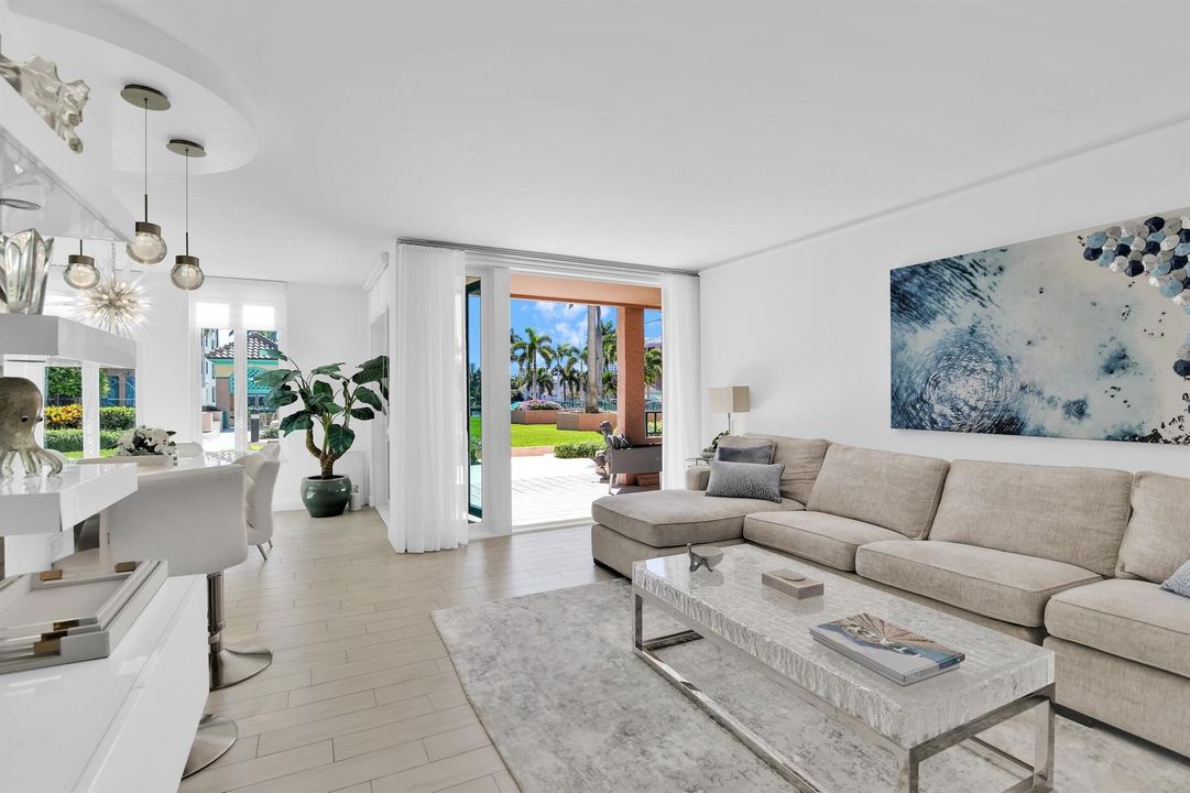Mizner Court, 120 SE Fifth Ave, 235, Boc
