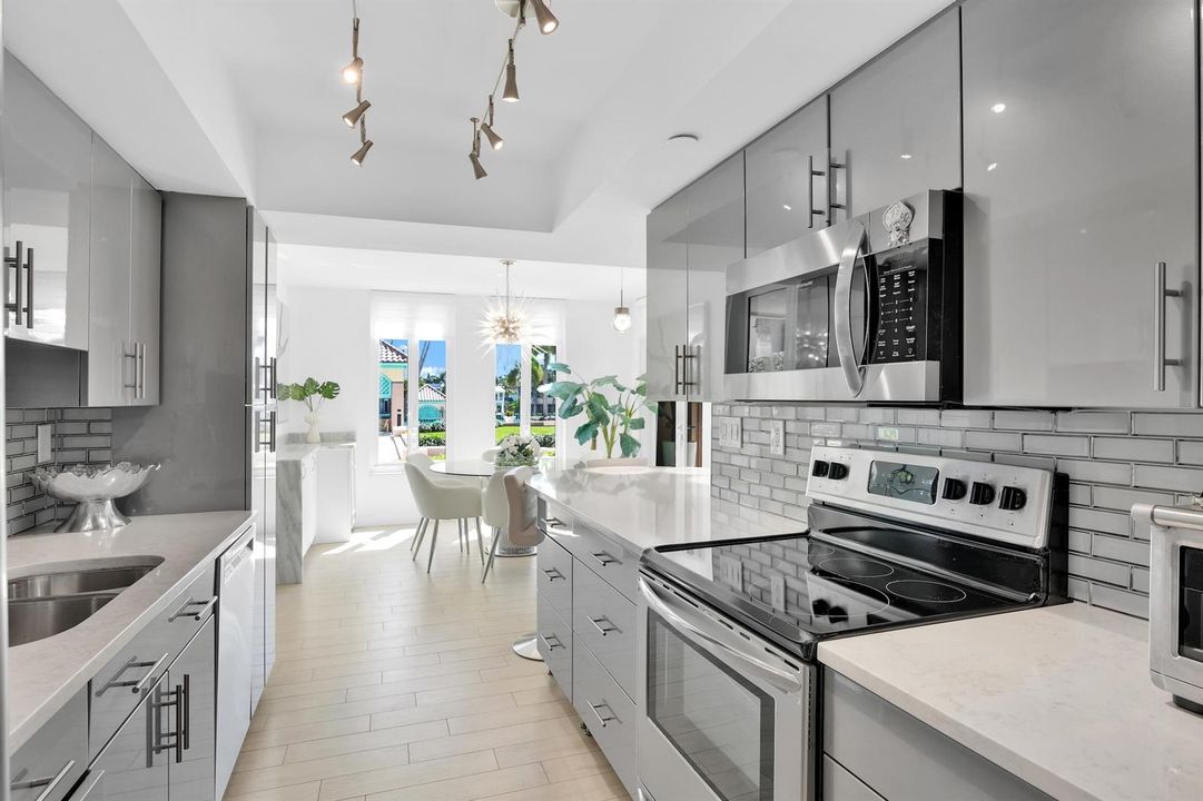 Mizner Court, 120 SE Fifth Ave, 235, Boc