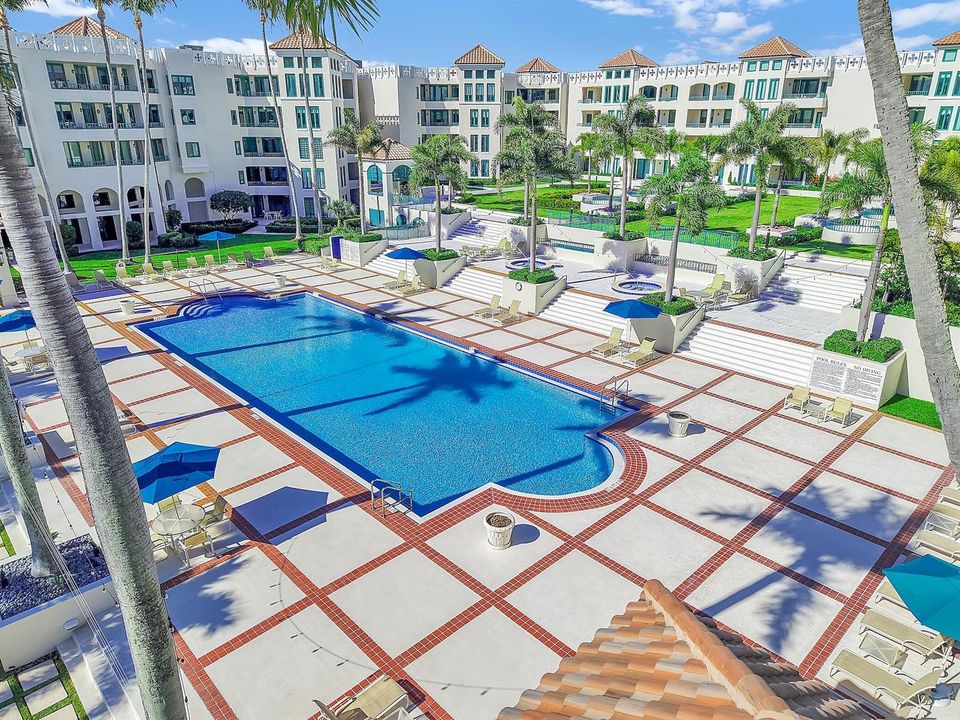 Mizner Court