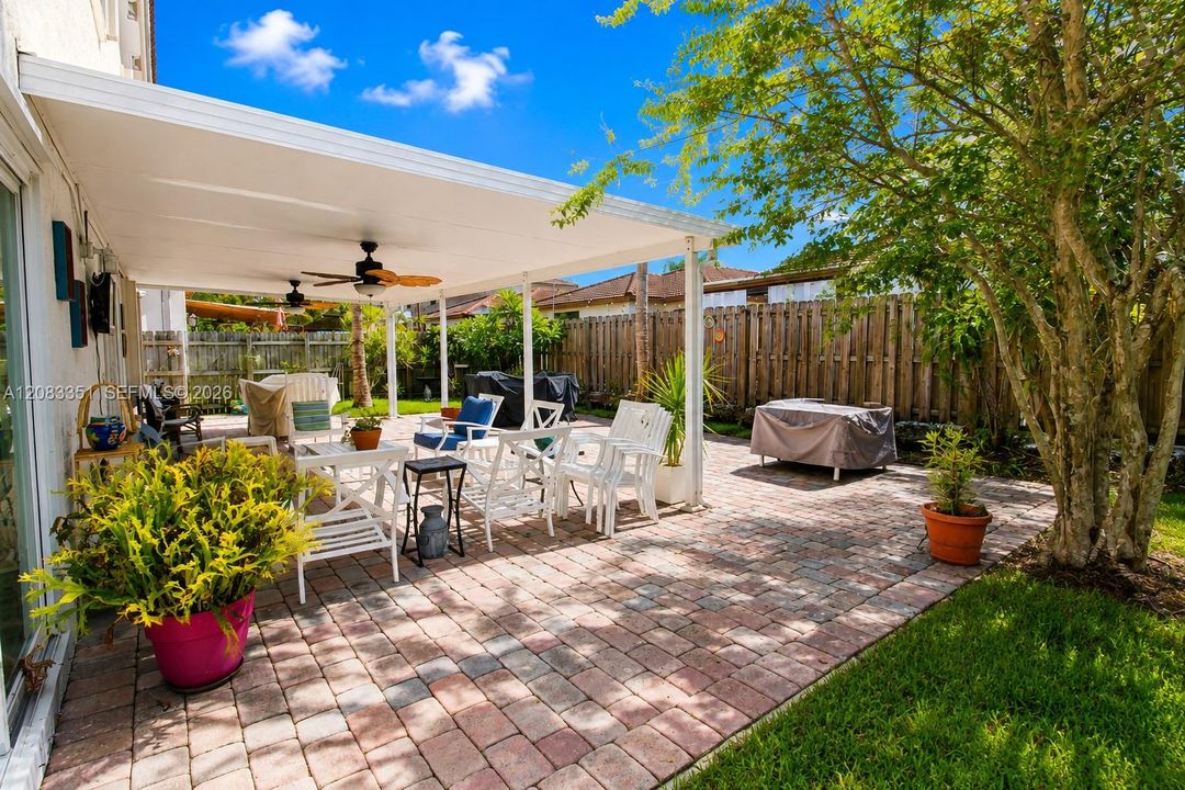 For Sale: $665,000 (5 beds, 3 baths, 2869 Square Feet)