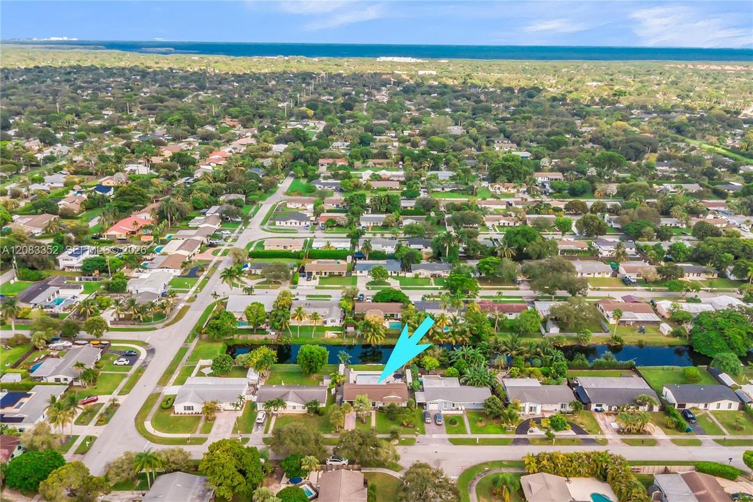 For Sale: $829,900 (3 beds, 2 baths, 1164 Square Feet)