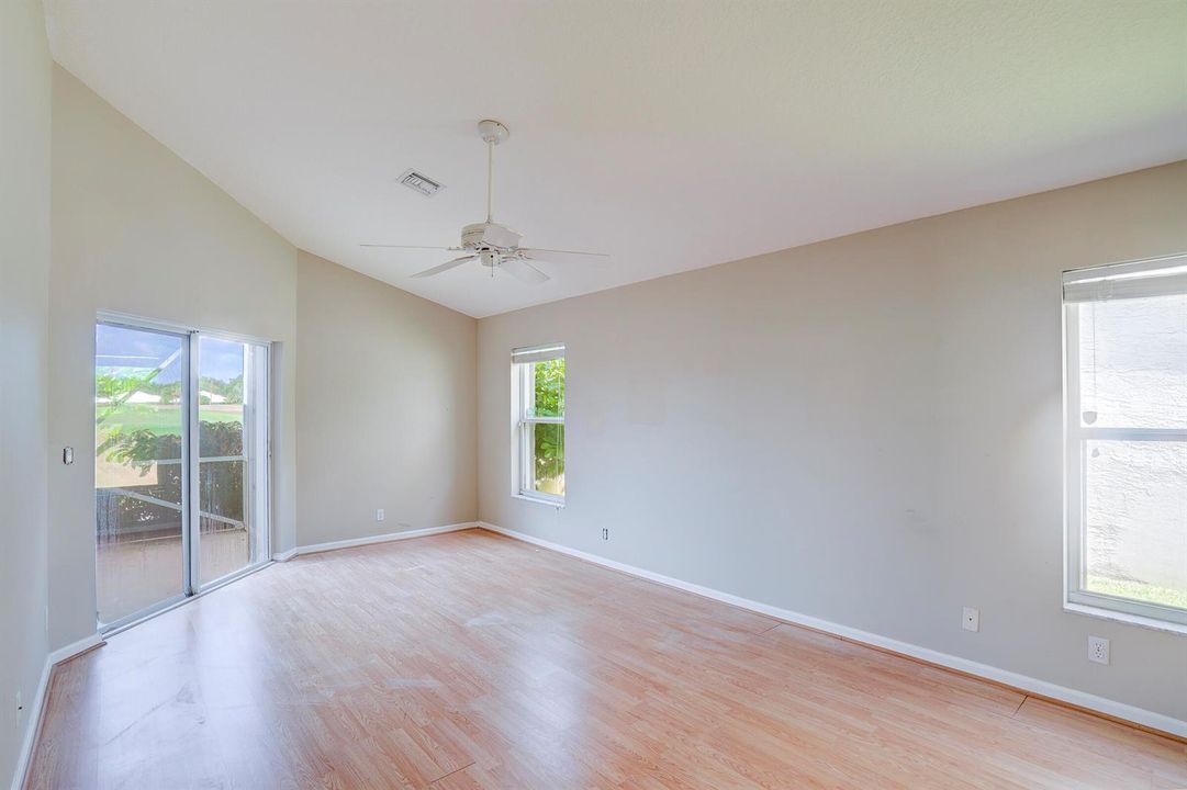 1117AvondaleCt-27
