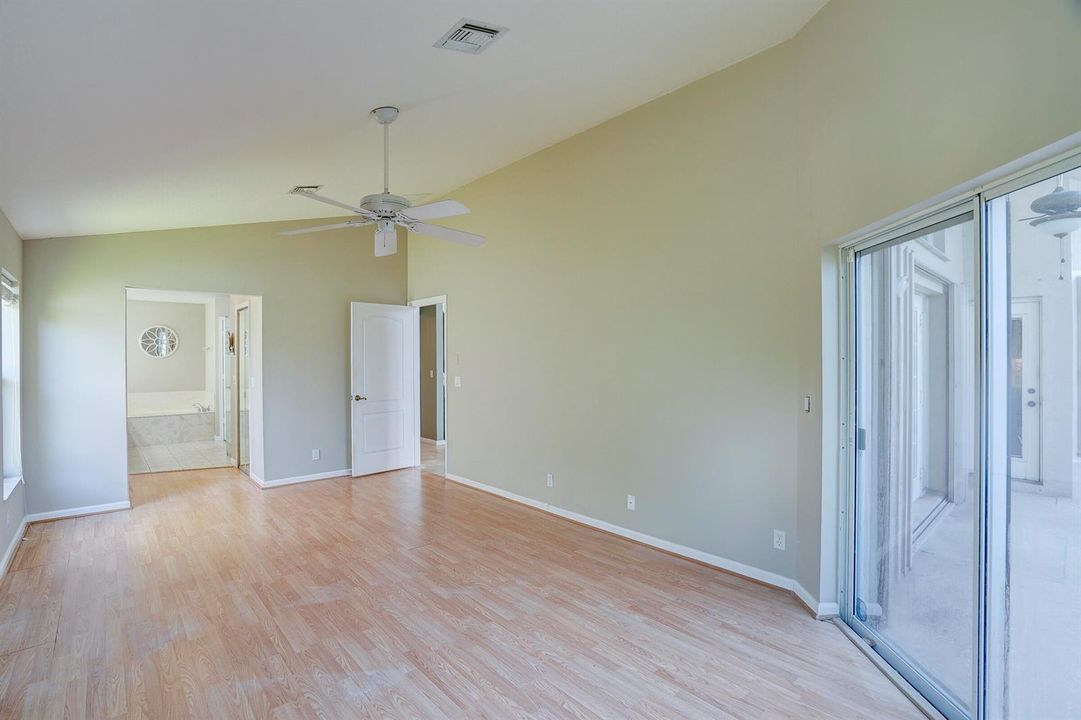 1117AvondaleCt-29