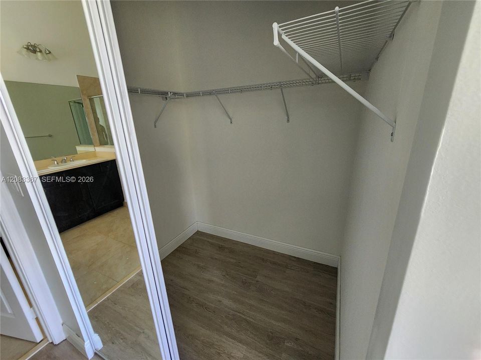 В аренду: $3,100 (4 спален, 3 ванн, 0 Квадратных фут)
