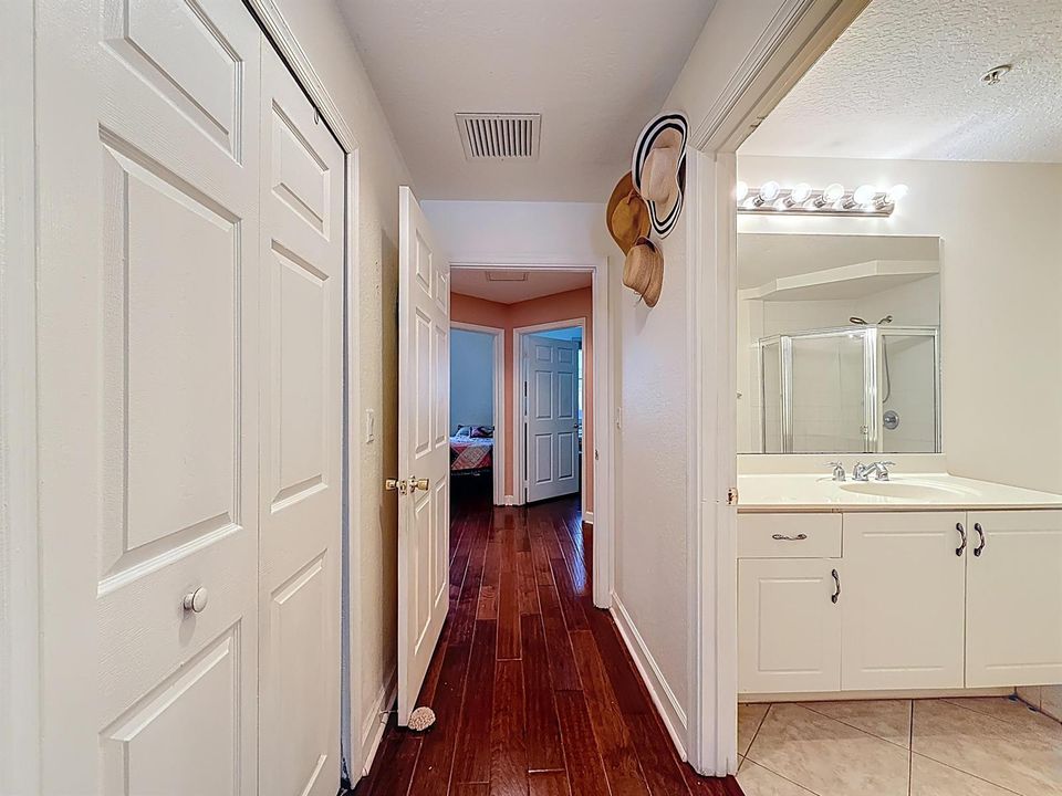 312 Bayfront Drive-61