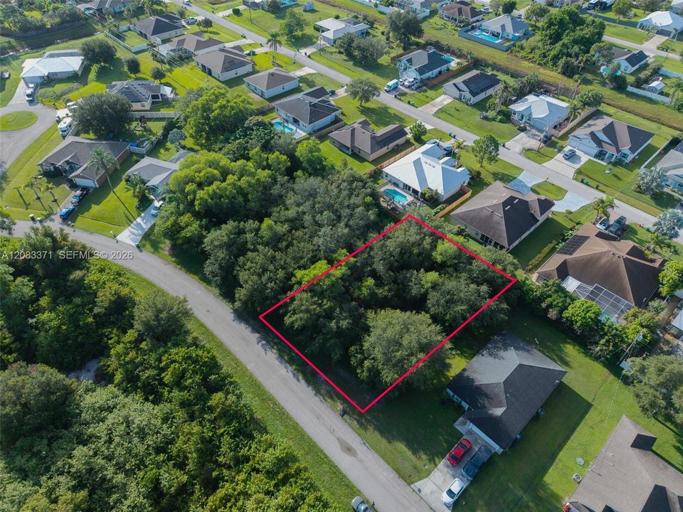 待售: $119,999 (0.23 acres)