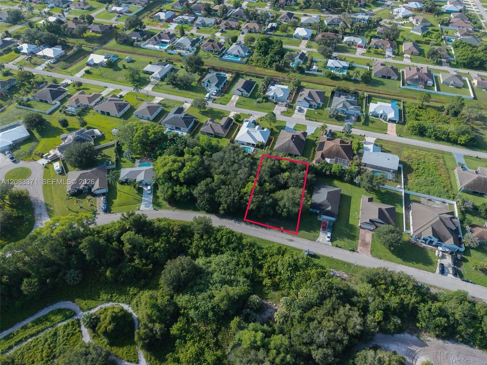 待售: $119,999 (0.23 acres)