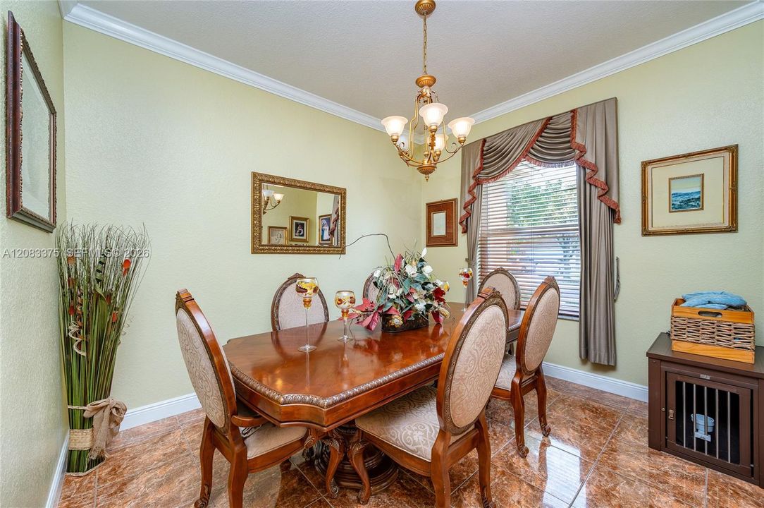 For Sale: $815,000 (4 beds, 2 baths, 1967 Square Feet)