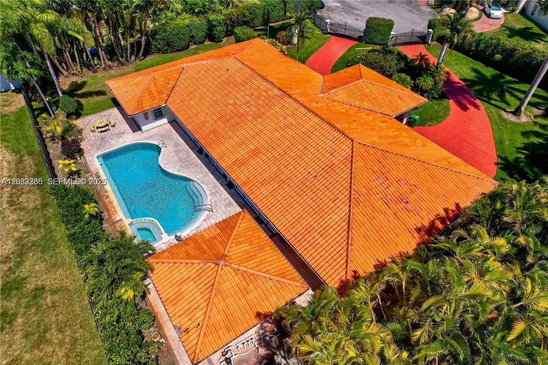 На продажу: $1,699,000 (5 спален, 4 ванн, 3622 Квадратных фут)