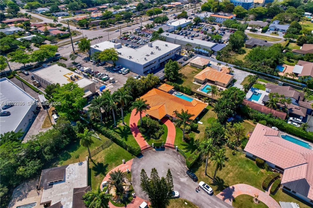 На продажу: $1,699,000 (5 спален, 4 ванн, 3622 Квадратных фут)