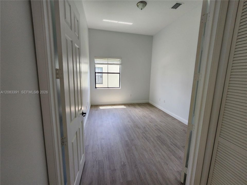 For Rent: $2,300 (3 beds, 2 baths, 0 Square Feet)