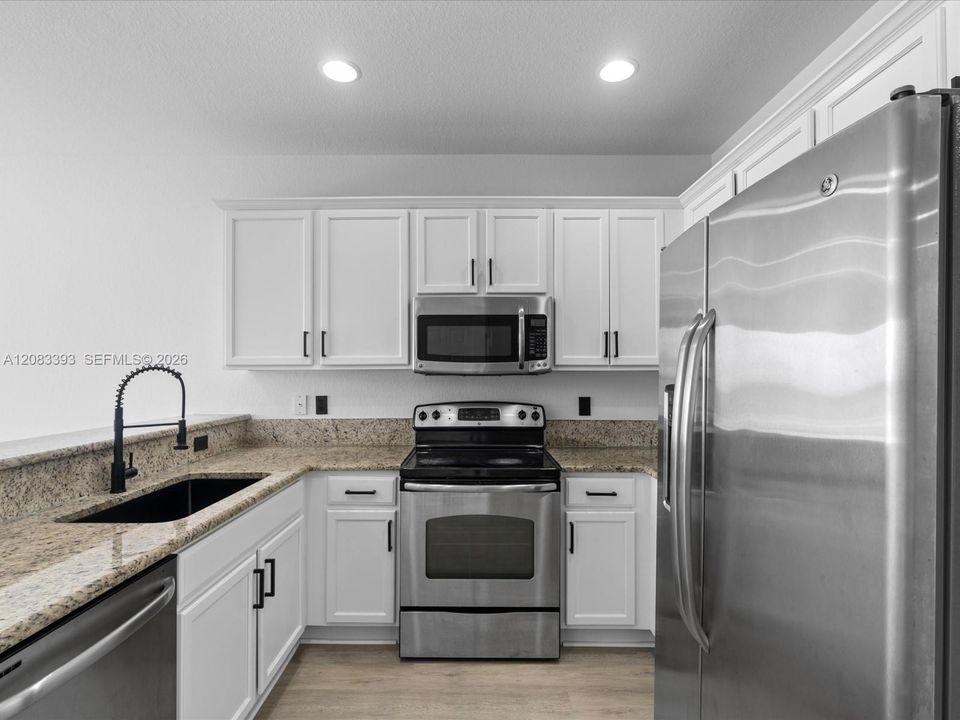 For Rent: $4,300 (4 beds, 3 baths, 1912 Square Feet)