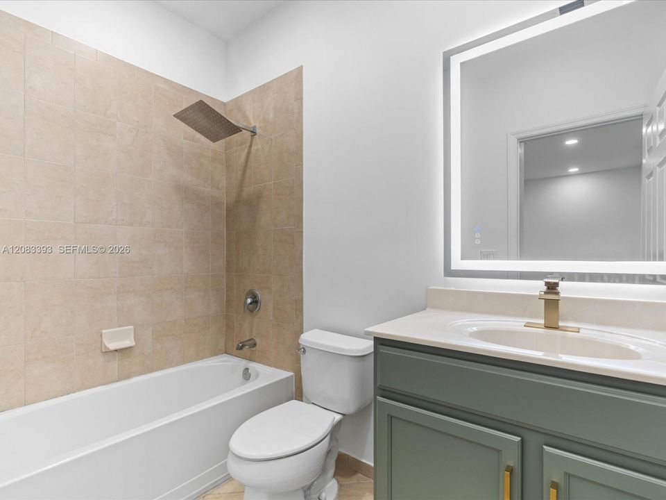 For Rent: $4,300 (4 beds, 3 baths, 1912 Square Feet)