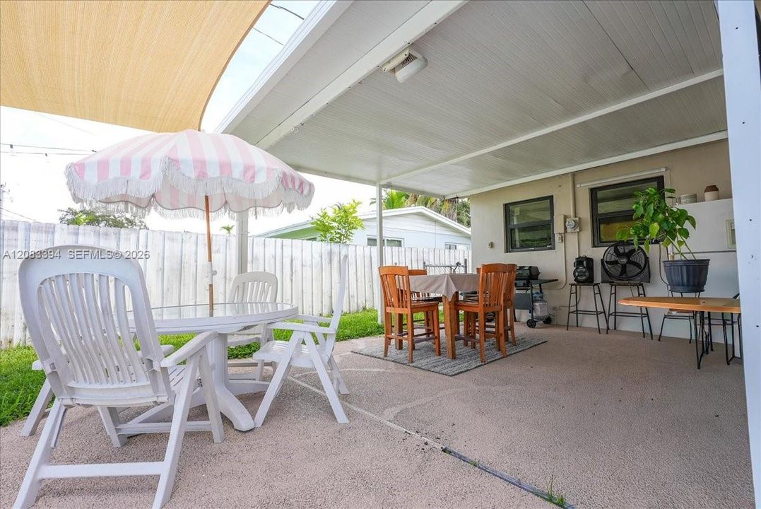 En Venta: $685,000 (3 camas, 2 baños, 1788 Pies cuadrados)