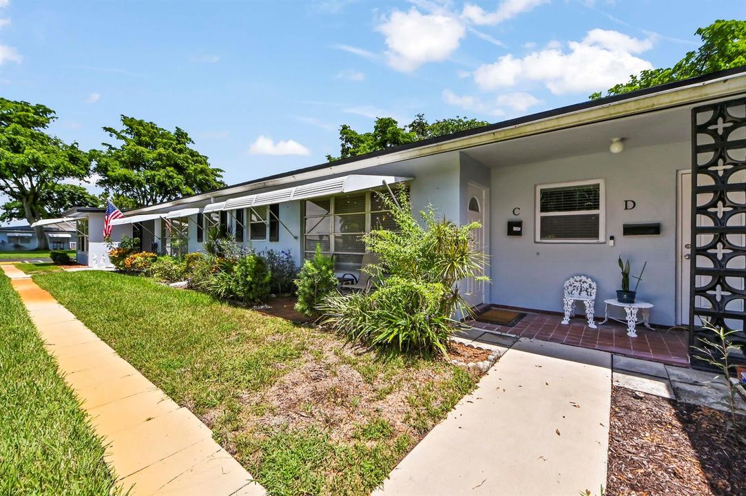 03 Patio 01